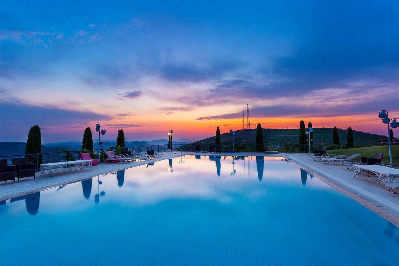 Villa Estet Bag Hotel Кула Экстерьер фото